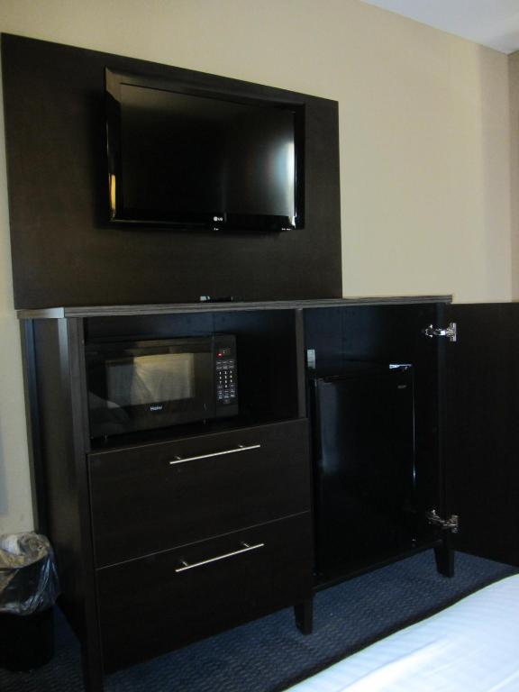 Howard Johnson By Wyndham Odessa Tx Rum bild