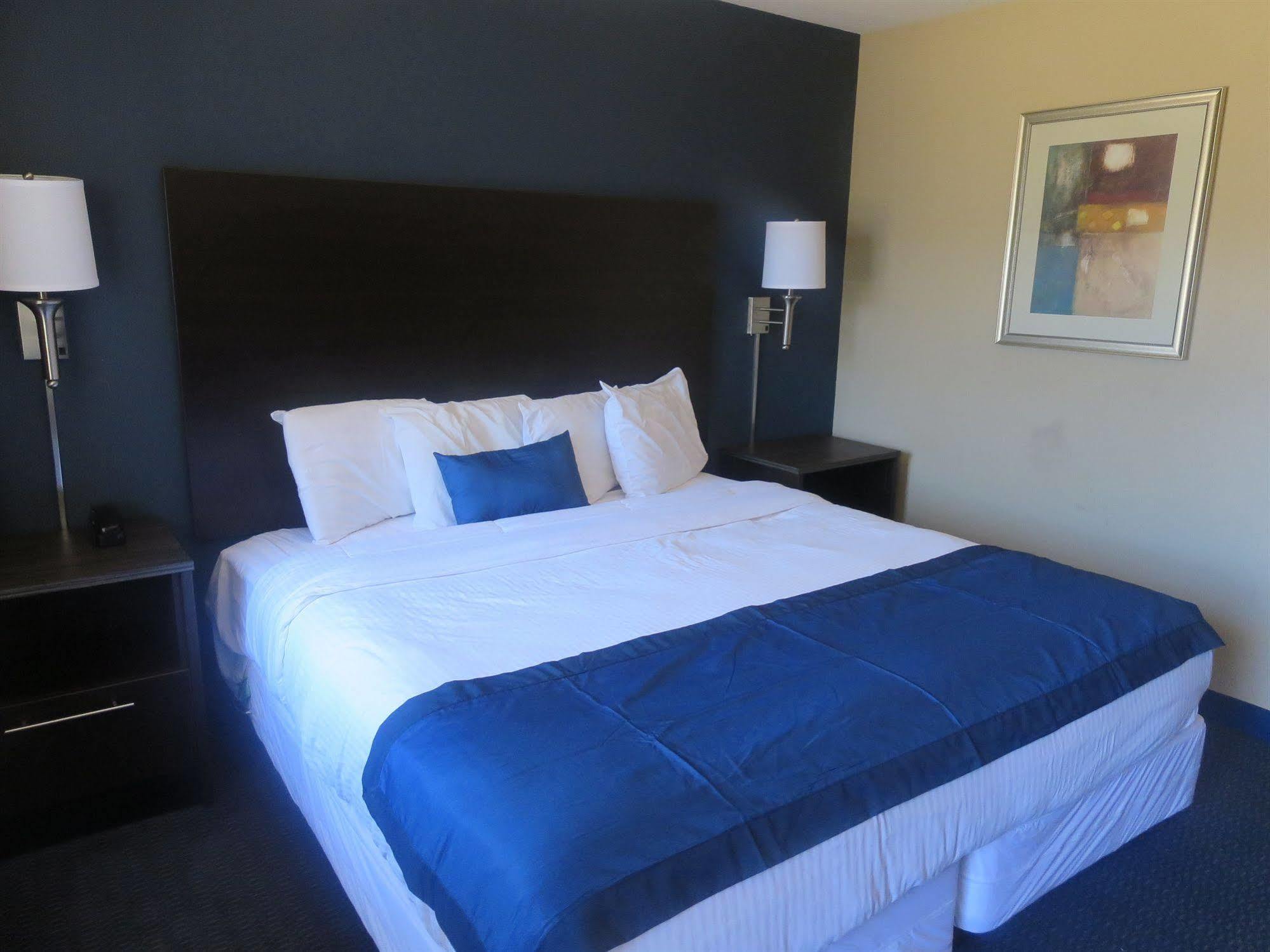 Howard Johnson By Wyndham Odessa Tx Exteriör bild