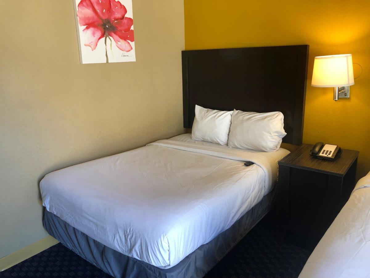 Howard Johnson By Wyndham Odessa Tx Exteriör bild